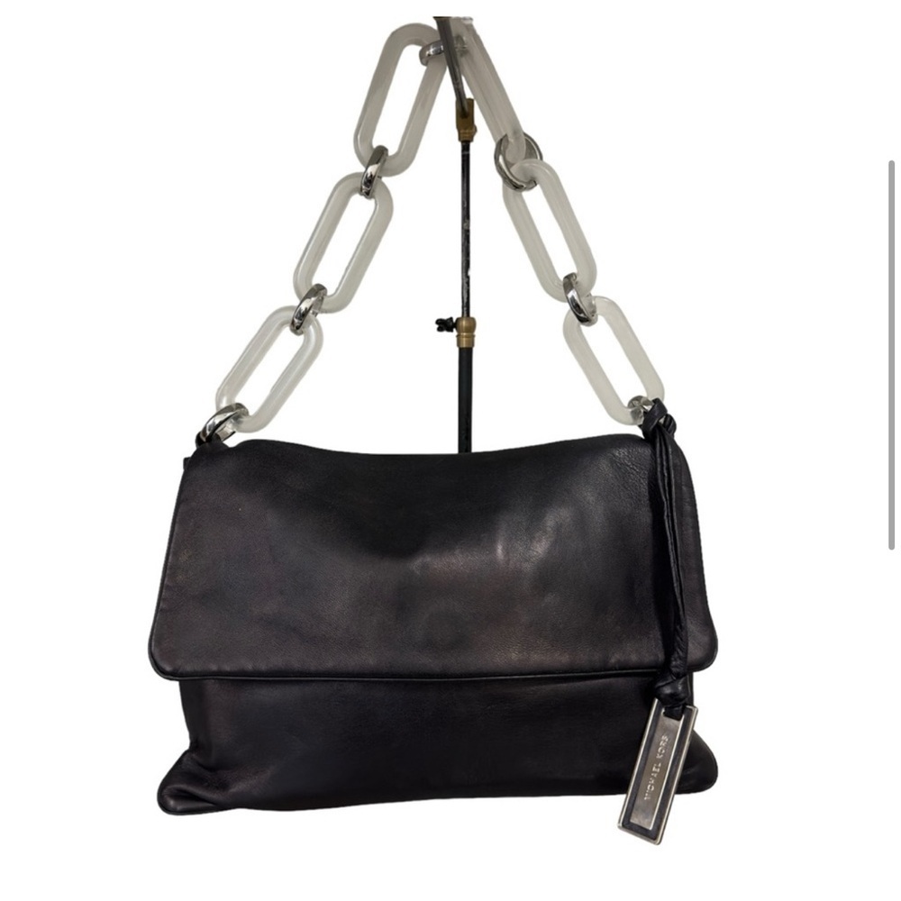 2010 Lambskin MK flap bag with lucite chains. Extremely rare in black - Picture 2 of 7